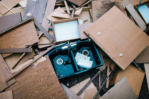 Best Construction Debris Removal  in Ravenna, OH